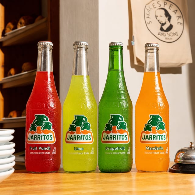 Jarritos.